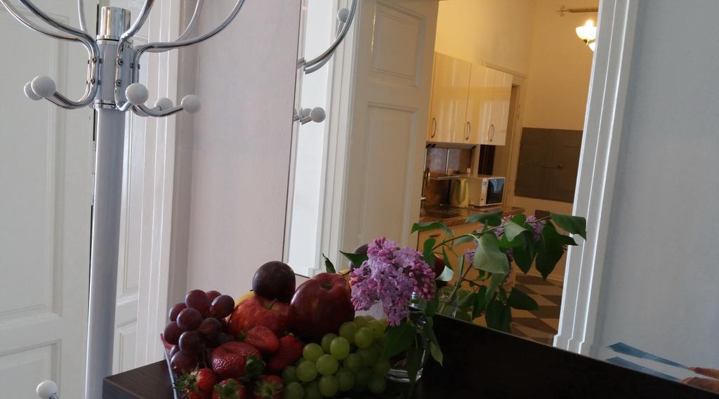 Apartment Kamelija Opatija Rom bilde