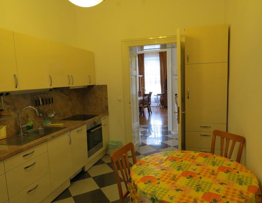 Apartment Kamelija Opatija Rom bilde