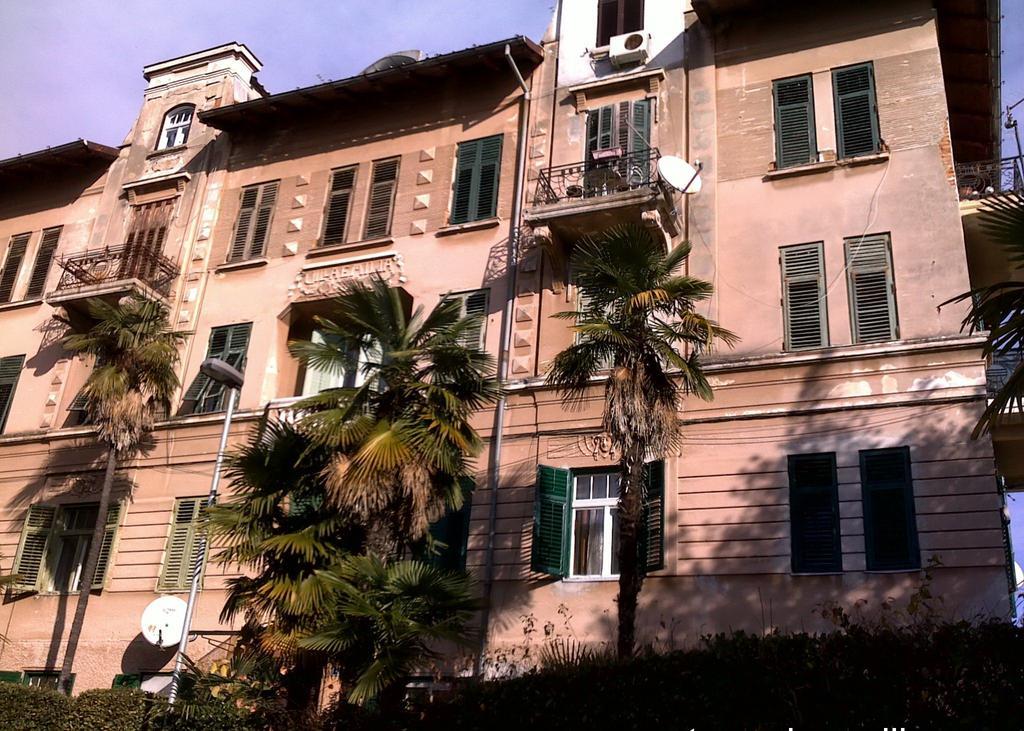 Apartment Kamelija Opatija Eksteriør bilde